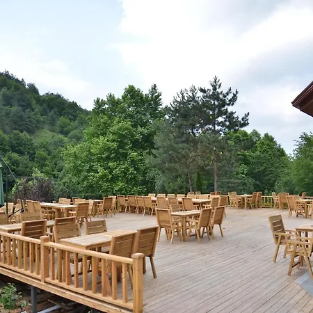 Feel & Live Restaurant Sapanca * Sakarya (Marmara)