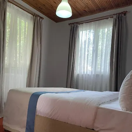 Feel & Live Restaurant Sapanca Ξενοδοχείο